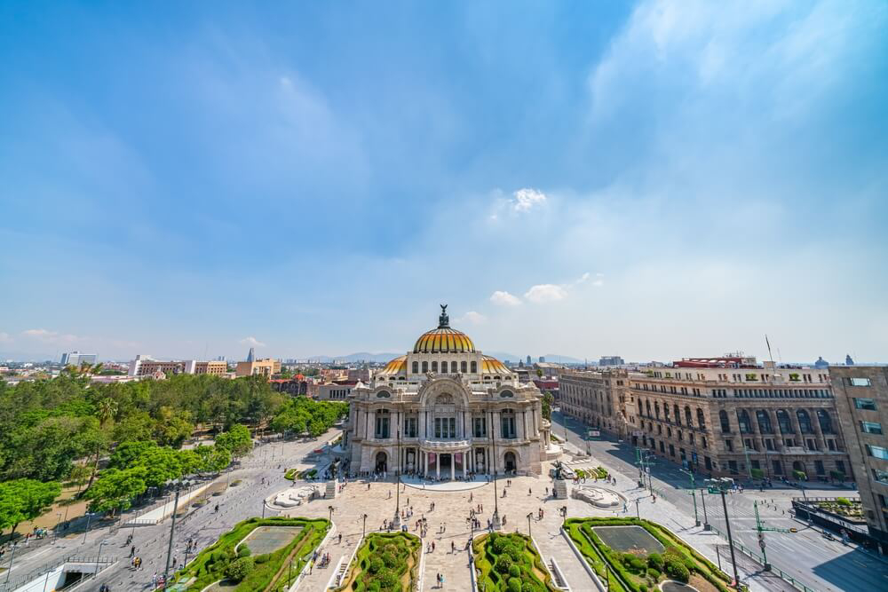 Cómo  se  celebra  el  Día  de  la  Constitución  mexicana