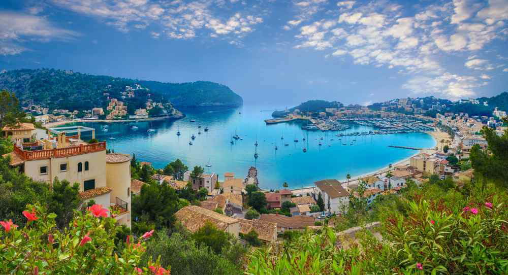Beautiful towns in Mallorca: the bay of Port de Sóller, seen from the surrounding hills