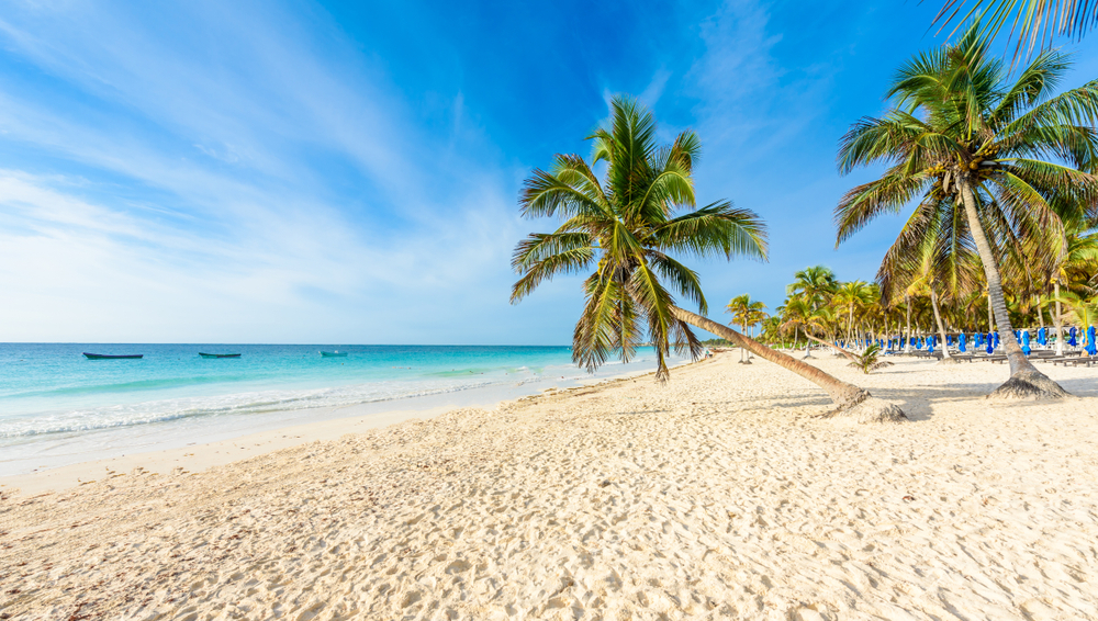 Playa Paraíso, in Tulum (Mexico), one of the best beaches in the Caribbean on the Riviera Maya
