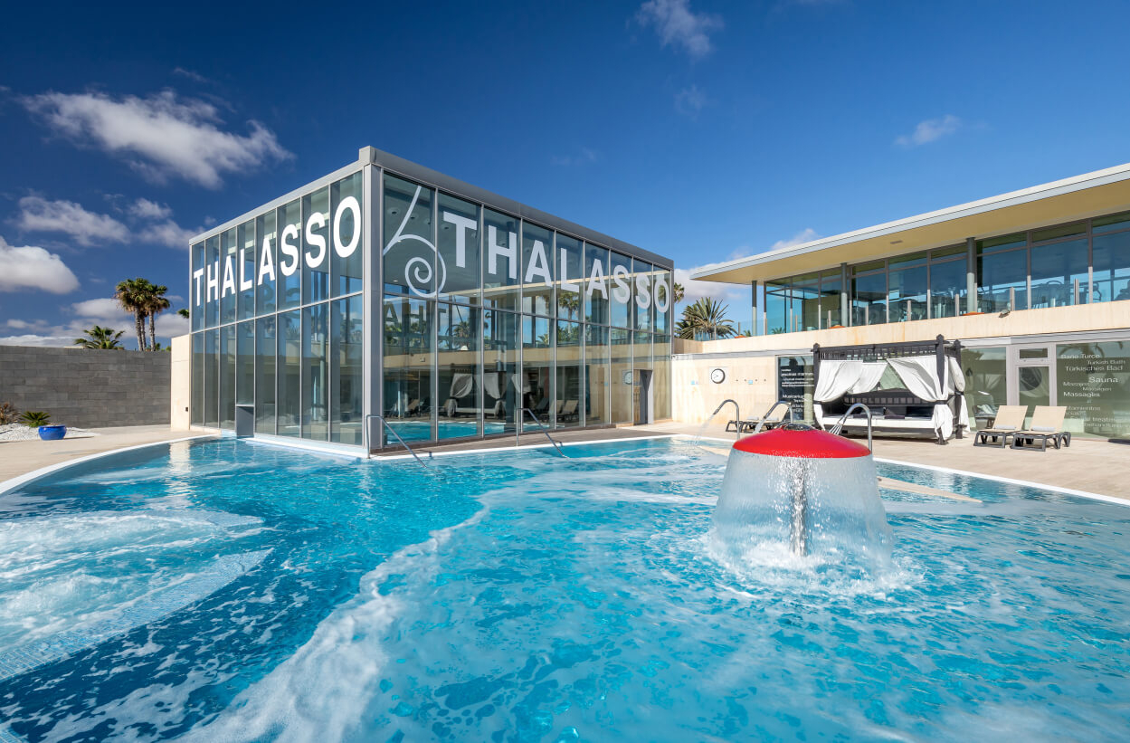 The pool at Barceló Fuerteventura Royal Level spa