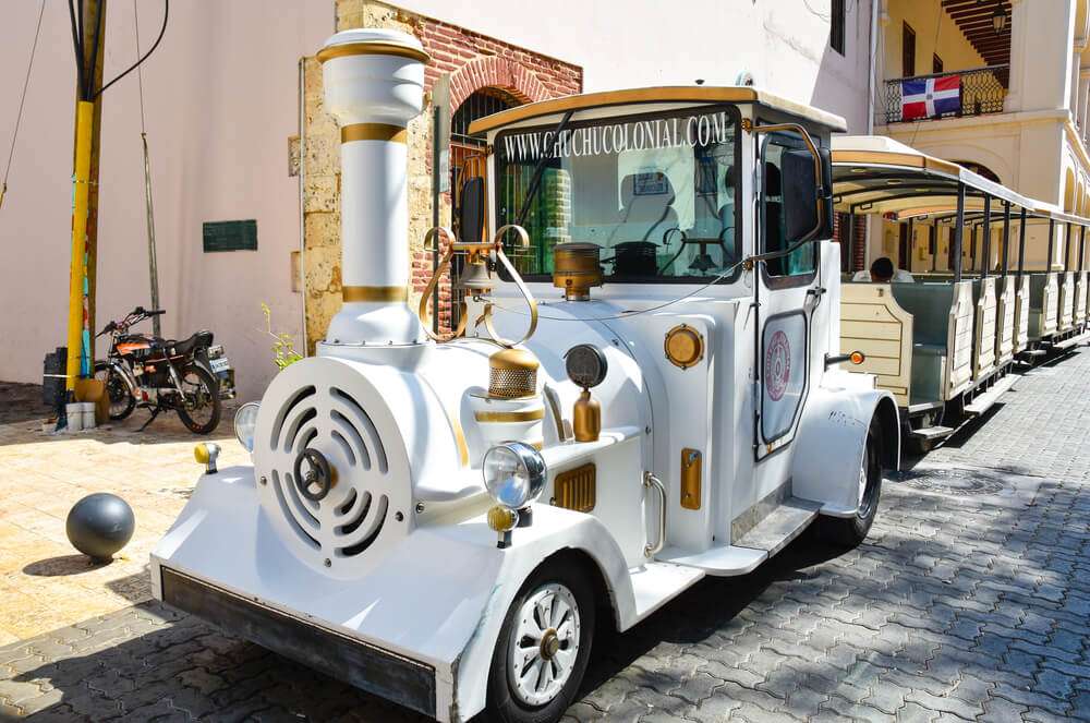 Die Bimmelbahn Chu Chu Colonial in der dominikanischen Hauptstadt Santo Domingo
