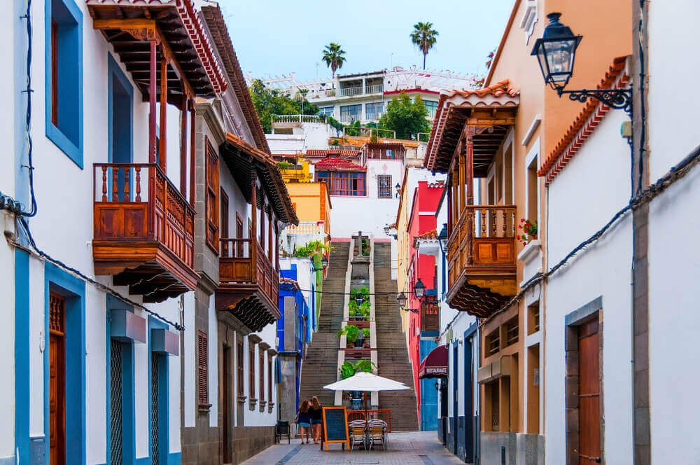 Typisch kanarische Architektur im Dorf Teror im Norden von Gran Canaria.