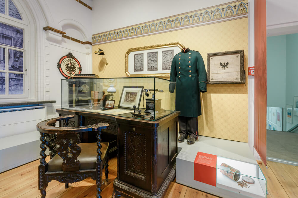 Ein Ausstellungssaal im Deutschen Zollmuseum in Hamburg
