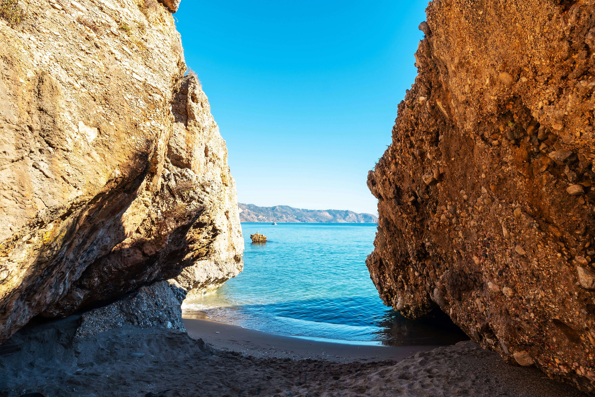 las-mejores-playas-de-malaga-y-la-costa-del-sol