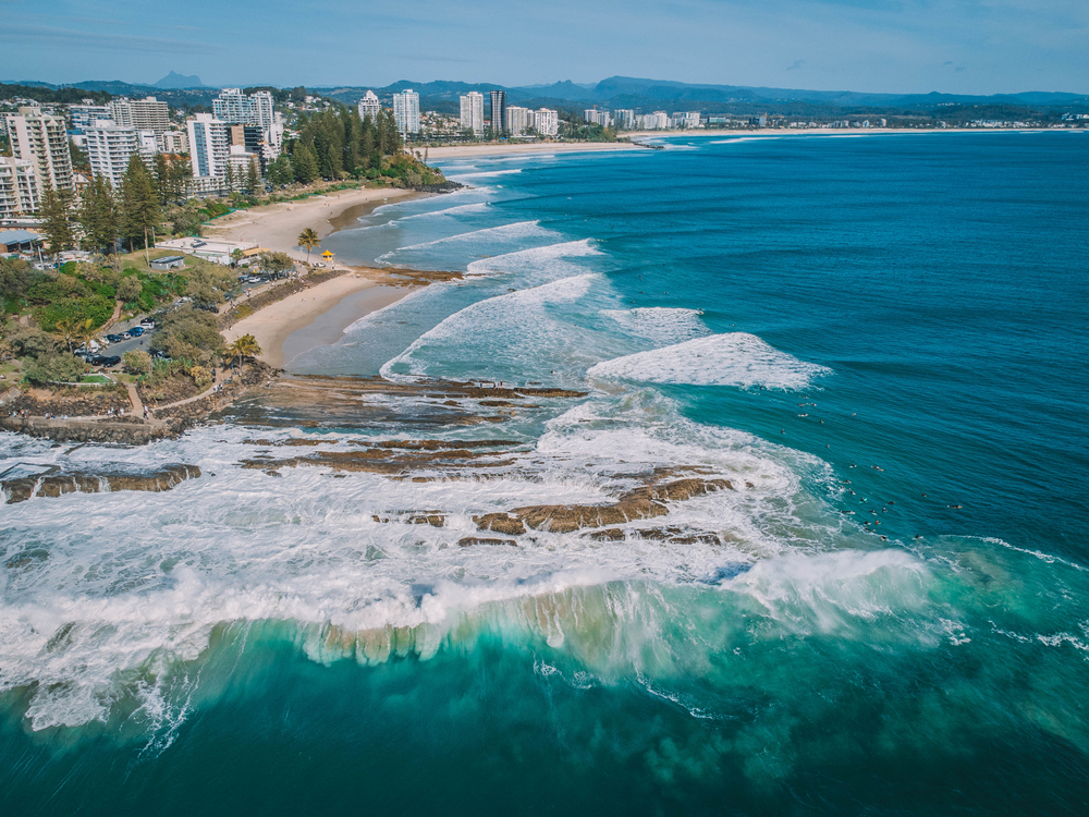top 10 mejores playas para surfear en el mundo 