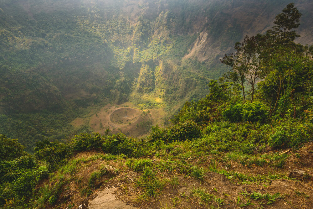 Popular places in El Salvador include Boquerón Volcano.