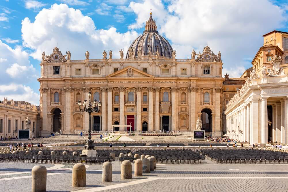 St. Peter’s Square and St. Peter’s Basilica beyond on a bright day