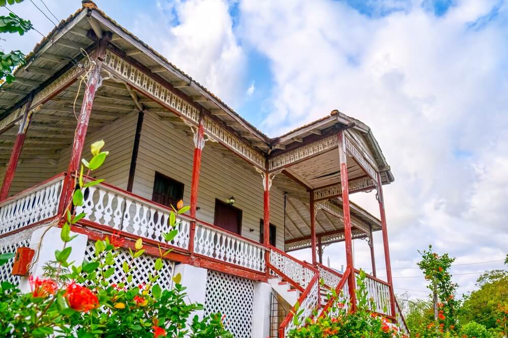 Eine alte Villa aus der Kolonialzeit in Varadero, Kuba.