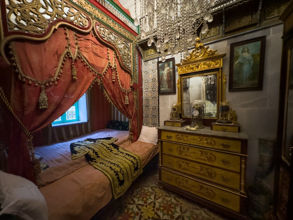 A lavishly decorated bedroom at Museum Dar Esside Sousse