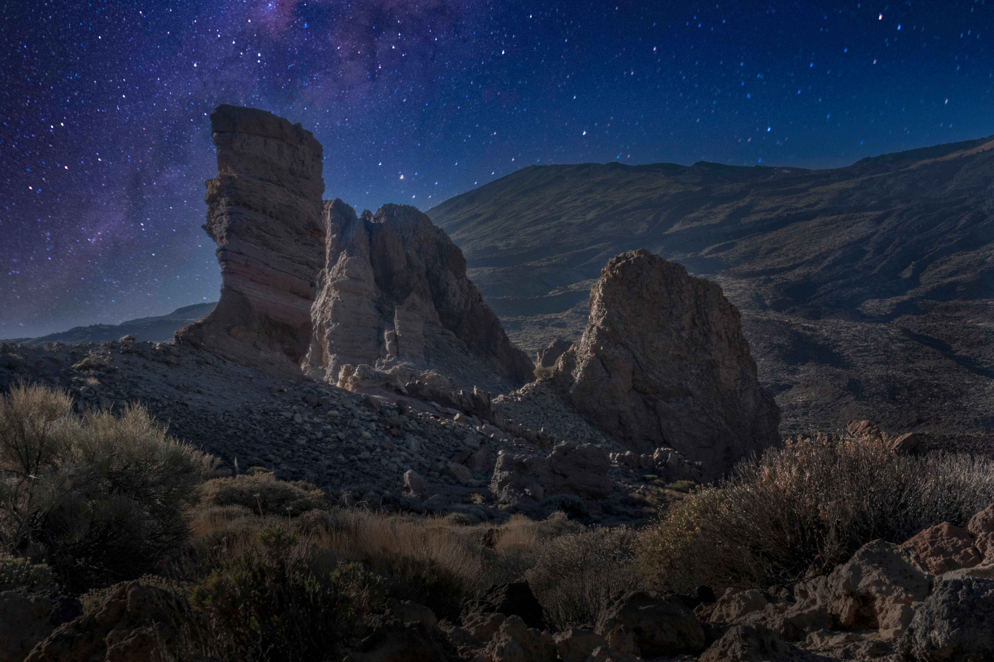 Sternenbeobachtung Teneriffa: nächtlicher Himmel im Teide Nationalpark