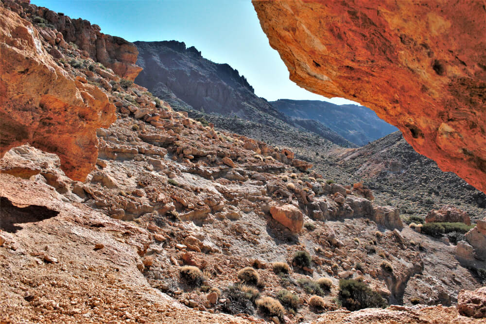 Steinige Vulkanlandschaft auf Teneriffa.