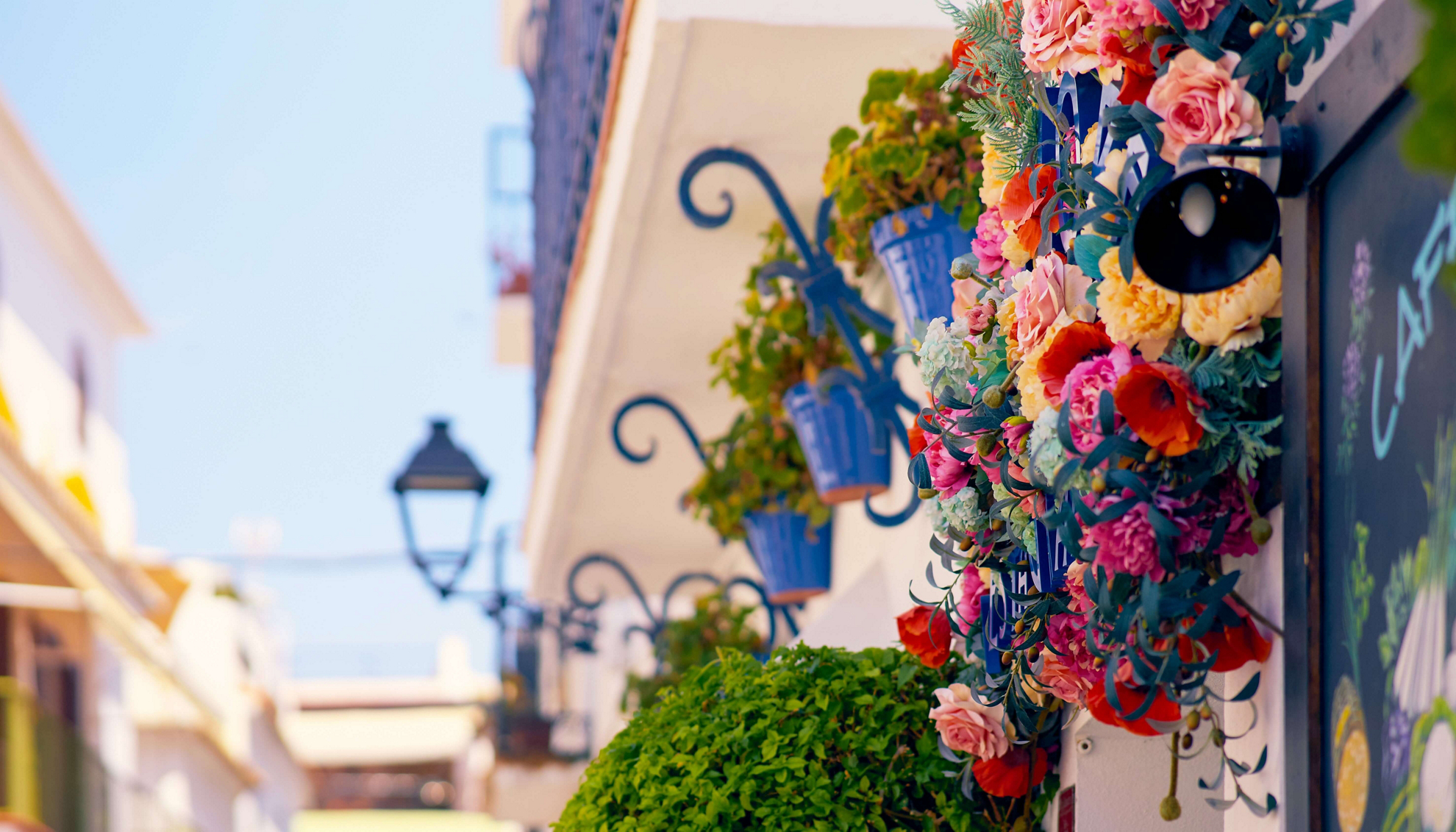 Things to do in Marbella: flowerpots in the old town
