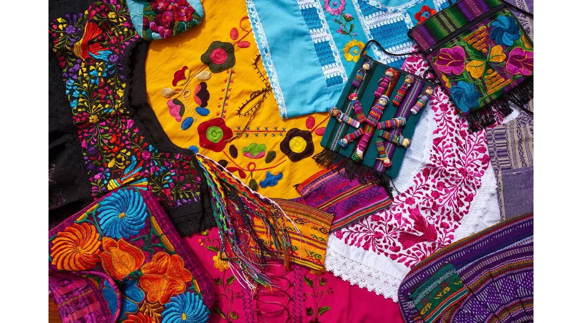 Traditional Mexican clothing: A colorful display of identity