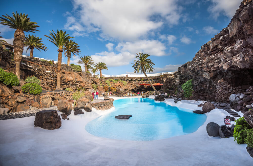 Take advantage of travel deals in January to explore new horizons like Mexico