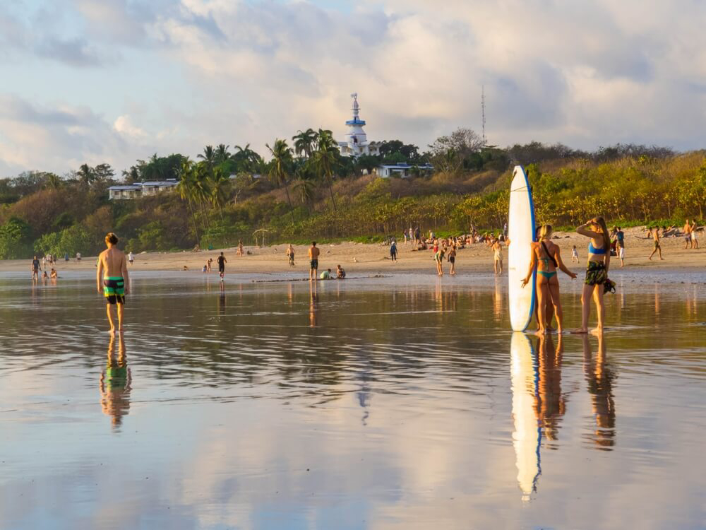 Pico Grande and Pico Pequeño are Costa Rica surf gems for experts.
