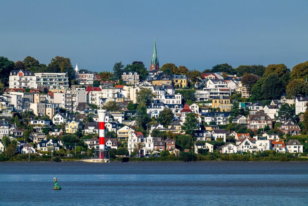 Elbhang mit Treppenviertel in Blankenese, Hamburg.